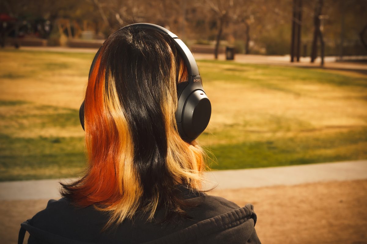 Students are working to complete their coursework, stay up to date with financial aid, search for internships, and stay up float. These factors result in stressful semesters filled with anxiety, but one thing that's a universal remedy for many is music.  